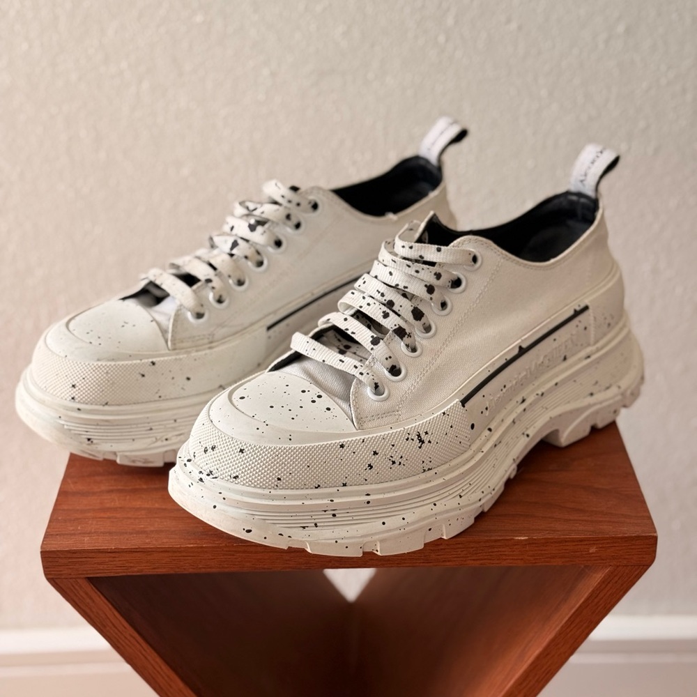 Alexander McQueen White Sneakers with Black Speckle